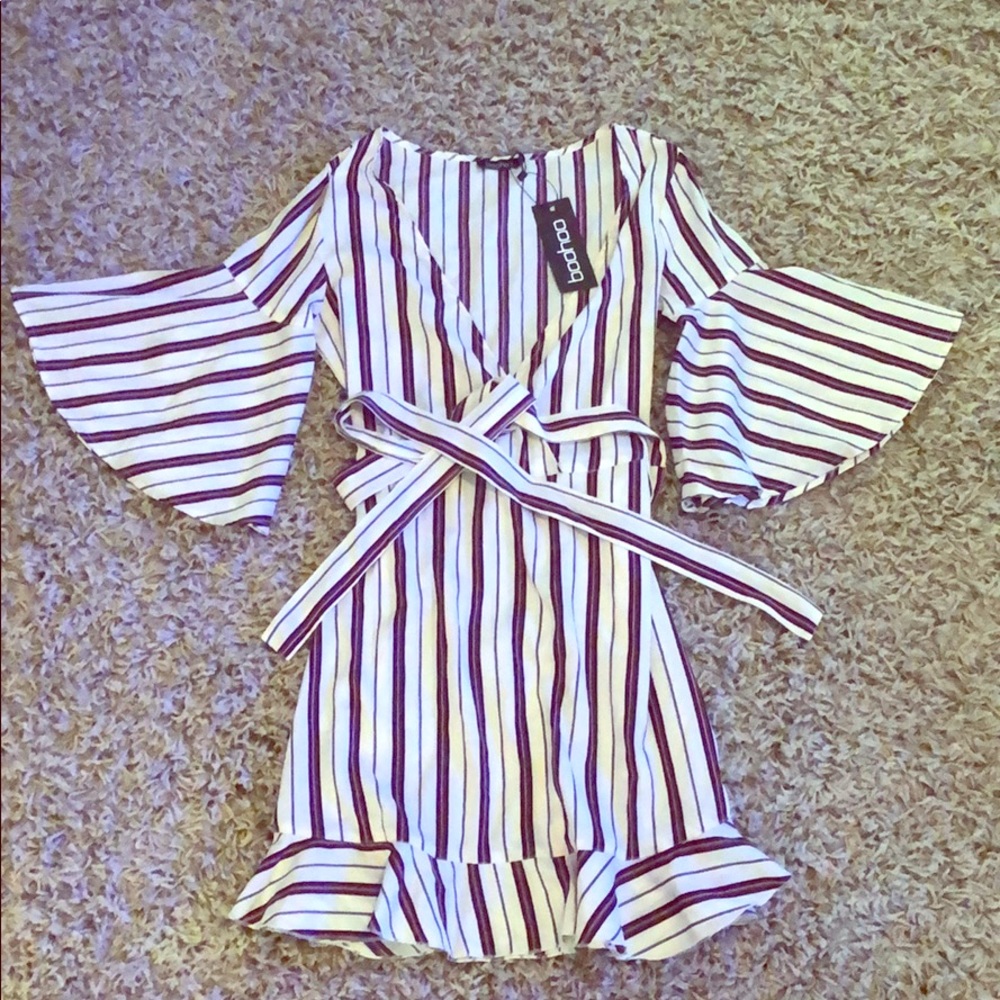 Boohoo striped Kyla flutter/flute sleeve dress